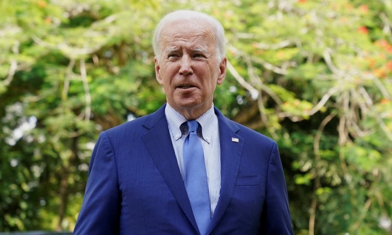 Tổng thống Mỹ Joe Biden tại cuộc họp b&aacute;o sau khi họp khẩn, ng&agrave;y 16/11. Ảnh: Reuters