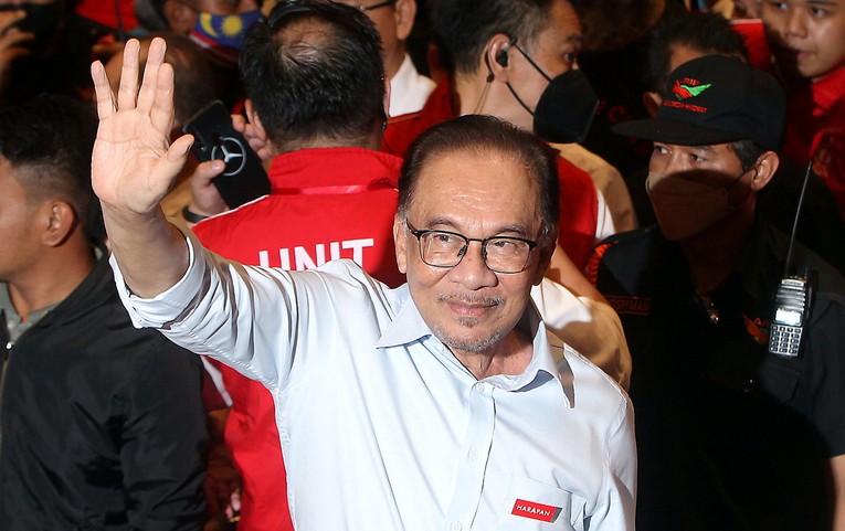 &Ocirc;ng Anwar Ibrahim sẽ tuy&ecirc;n thệ nhậm chức v&agrave;o chiều nay. Ảnh: Bernama