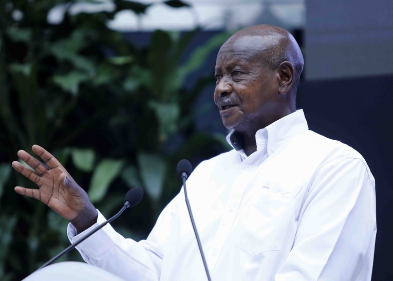 Tổng thống Uganda Yoweiri Kaguta Museveni chia sẻ về tiềm năng đầu tư v&agrave;o Uganda tại Diễn đ&agrave;n doanh nghiệp Việt Nam &ndash; Uganda.