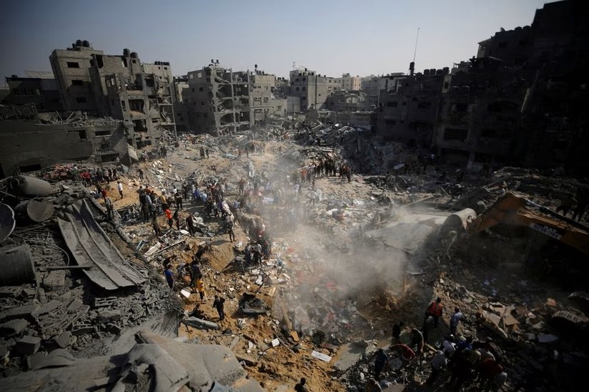 Trại tị nạn Jabalia ng&agrave;y 1/1/2023 - một ng&agrave;y sau khi bị qu&acirc;n đội Israel tấn c&ocirc;ng. Ảnh: Reuters