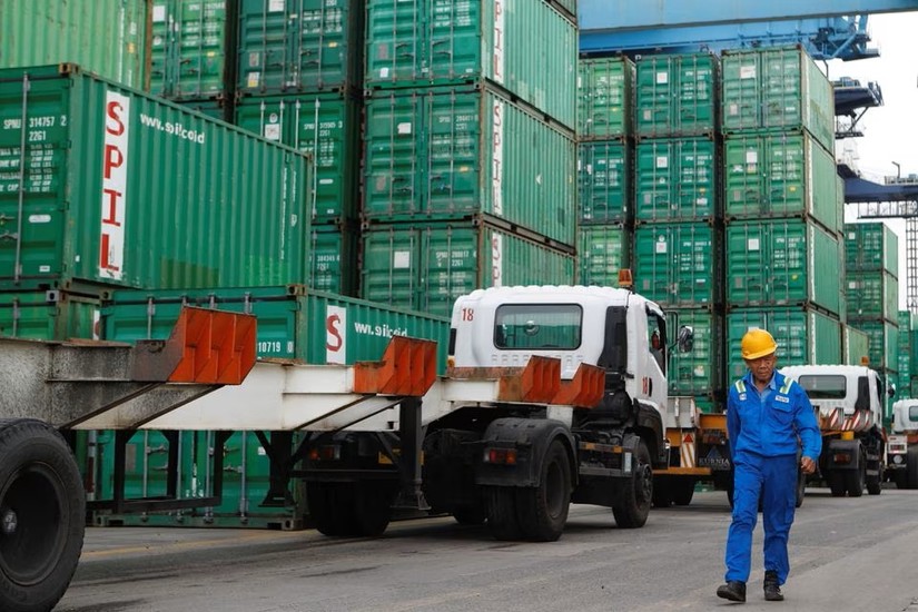 Cảng Tanjung Priok ở Jakarta, Indonesia. Ảnh: Reuters