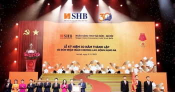 SHB nhận Huân chương Lao động hạng Ba nhân kỷ niệm 30 năm thành lập