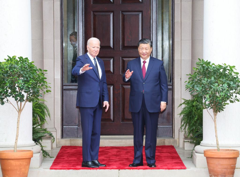 Tổng thống Mỹ Joe Biden v&agrave; Chủ tịch Trung Quốc Tập Cận B&igrave;nh gặp nhau b&ecirc;n lề APEC ng&agrave;y 15/11/2023. Ảnh: T&acirc;n Hoa X&atilde;