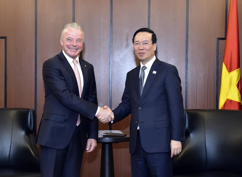 Chủ tịch nước V&otilde; Văn Thưởng tiếp &ocirc;ng Brendan Nelson, Ph&oacute; Chủ tịch Cấp cao Tập đo&agrave;n Boeing ki&ecirc;m Chủ tịch Boeing. Ảnh: TTXVN