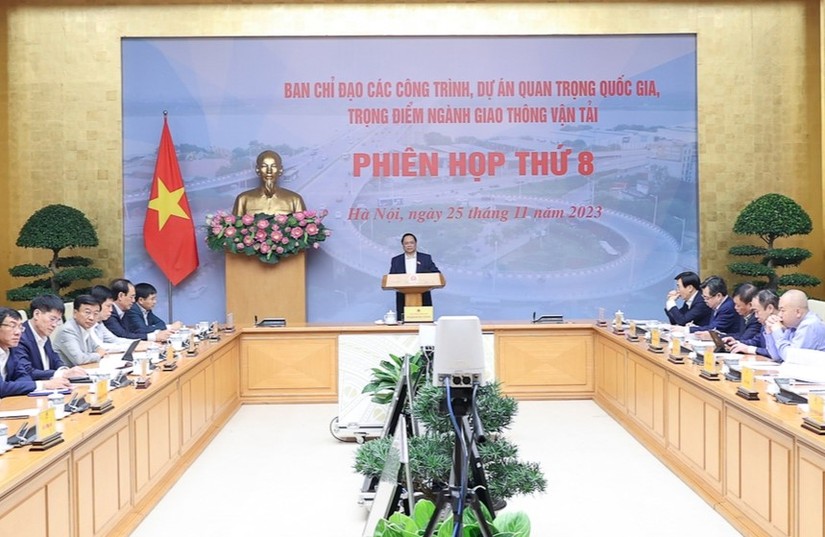 Phi&ecirc;n họp thứ 8 của Ban chỉ đạo Nh&agrave; nước c&aacute;c c&ocirc;ng tr&igrave;nh, dự &aacute;n quan trọng quốc gia, trọng điểm ng&agrave;nh giao th&ocirc;ng vận tải (GTVT). Ảnh: VGP