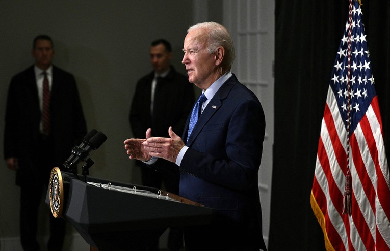 Tổng thống Mỹ Joe Biden ph&aacute;t biểu tại cuộc họp b&aacute;o ng&agrave;y 26/11. Ảnh: AFP