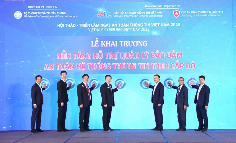 Lễ khai trương nền tảng quản l&yacute; đảm bảo an to&agrave;n hệ thống th&ocirc;ng tin theo cấp độ.