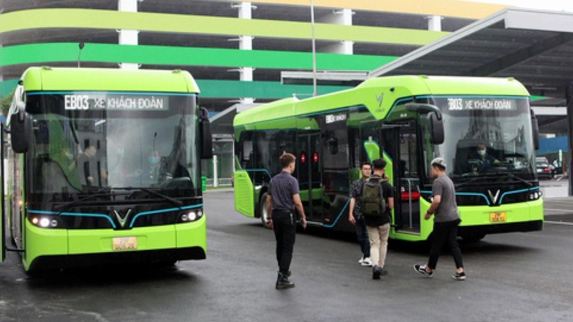 H&igrave;nh ảnh bu&yacute;t điện Vinbus Việt Nam tại Depot Vinbus ng&agrave;y chạy thử nghiệm