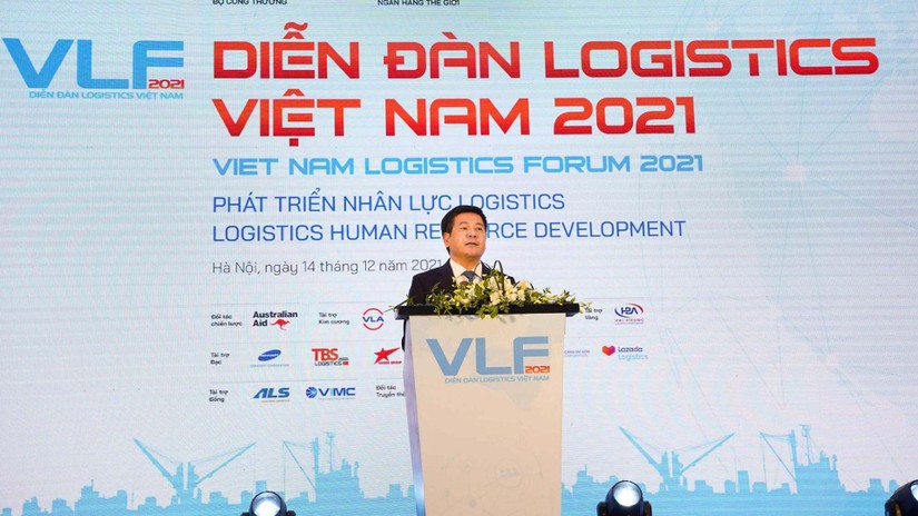 Thiếu hụt nguồn nh&acirc;n lực, kh&oacute; khăn dai dẳng của ng&agrave;nh logistics Việt Nam