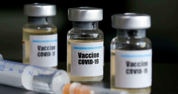 Cuộc chiến tỷ USD của các nhà sản xuất vaccine Covid-19