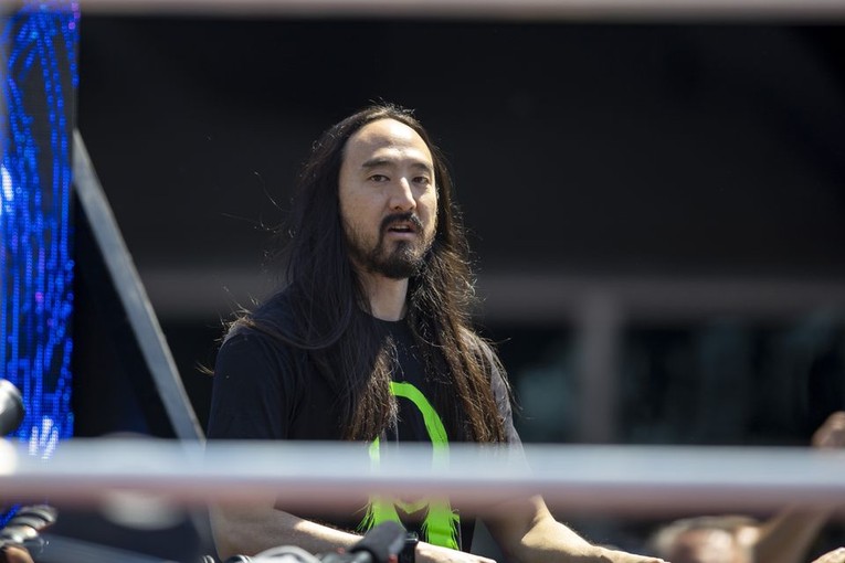 DJ Steve Aoki. Ảnh: Reuters