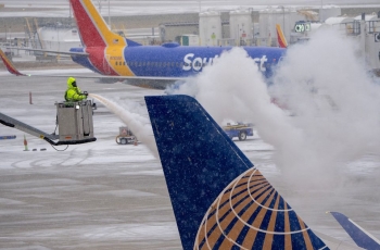 Hàng không Mỹ hủy hơn 4.400 chuyến bay mùa Giáng sinh do bão tuyết