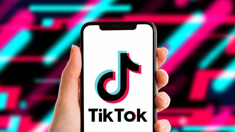 Tik Tok b&agrave;y tỏ sự thất vọng của m&igrave;nh trước lệnh cấm được tập đo&agrave;n n&agrave;y gọi l&agrave; &amp;amp;amp;quot;mang t&iacute;nh ch&iacute;nh trị&amp;amp;amp;quot;.