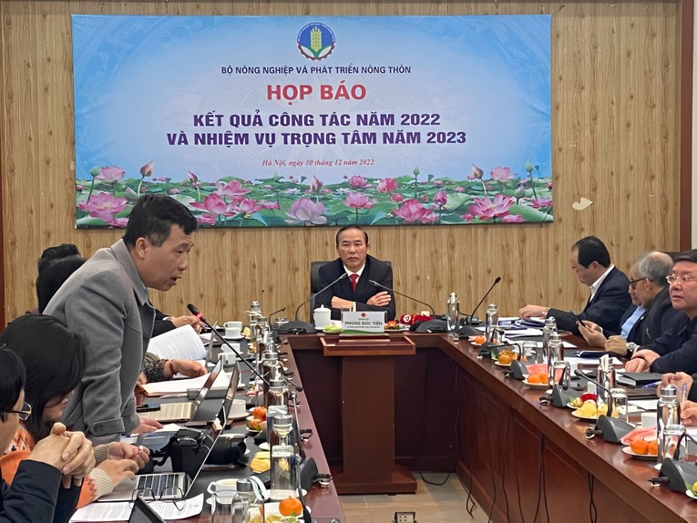 Họp b&aacute;o th&ocirc;ng tin kết quả c&ocirc;ng t&aacute;c năm 2022 v&agrave; một số nhiệm vụ trọng t&acirc;m của Bộ, ng&agrave;nh năm 2023.