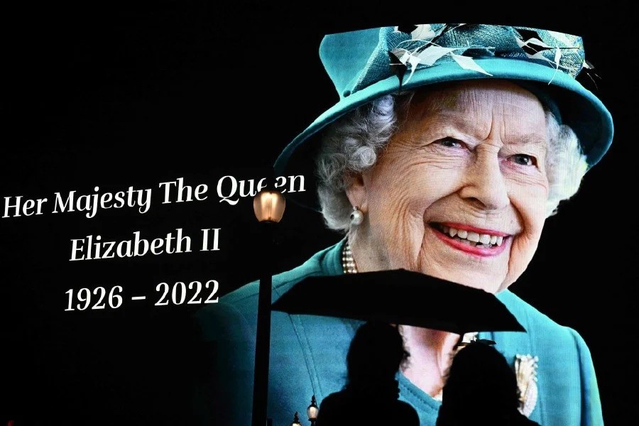 Nữ ho&agrave;ng Anh Elizabeth II qua đời ở tuổi 96.