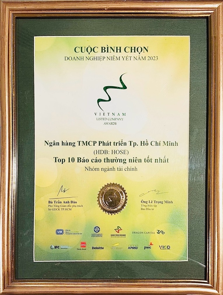 HDBank nhận cú đúp giải thưởng Báo cáo thường niên và tổ chức ĐHĐCĐ tốt nhất