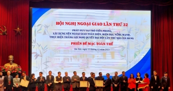 Ngành ngoại giao xác định &apos;ngoại giao kinh tế&apos; là nhiệm vụ cơ bản